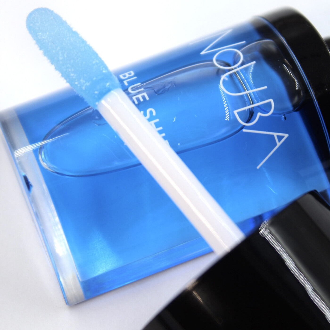 BLUE SHIELD Lip Oil